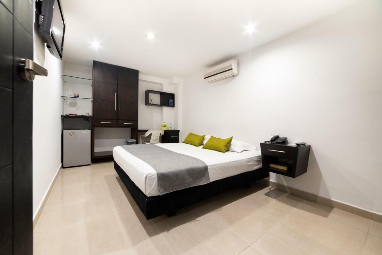 Hotel Ayenda 1236 Platinum Plaza Medellín Esterno foto